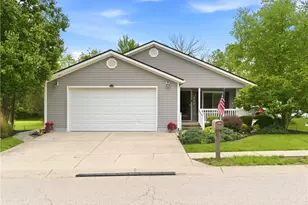 560 Park Hills Crossing, Fairborn, OH 45324 - Photo 1