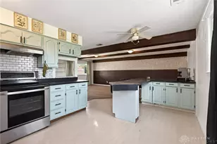 209 June Pl, Brookville, OH 45309 - Photo 12