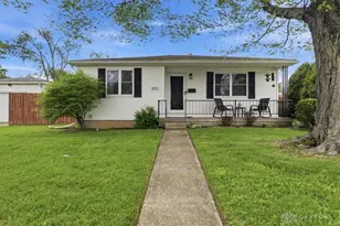 1612 Victory Dr, Springfield, OH 45505 - Photo 2