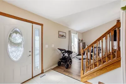 8798 Deer Chase Drive, Huber Heights, OH 45424 - Photo 4