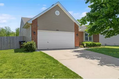 590 Chapelgate Drive, Fairborn, OH 45324 - Photo 2