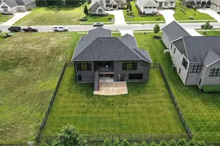 1943 Horseshoe Bend, Dayton, OH 45458 - Photo 70