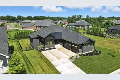 1943 Horseshoe Bend, Dayton, OH 45458 - Photo 68