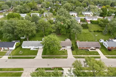 2816 Blackhawk Road, Kettering, OH 45420 - Photo 30