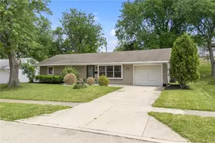 2816 Blackhawk Rd, Kettering, OH 45420 - Photo 2