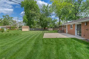 9398 Shawhan Dr, Centerville, OH 45458 - Photo 24