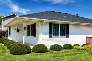 20 W Walnut St, Phillipsburg, OH 45354 - Photo 2