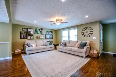 4674 Nowak Avenue, Huber Heights, OH 45424 - Photo 8