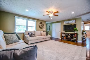 4674 Nowak Ave, Huber Heights, OH 45424 - Photo 6