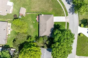 6255 Constitution Dr, Harrison Twp, OH 45415 - Photo 28