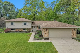 8509 Garnet Dr, Washington Twp, OH 45458 - Photo 4