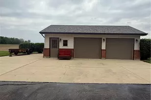 5849 Sulphur Springs Rd, Brookville, OH 45309 - Photo 2