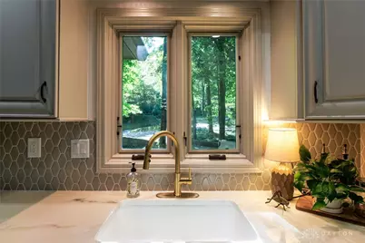 229 Colonial Lane, Washington Twp, OH 45429 - Photo 12