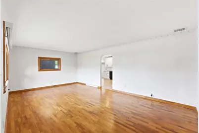 219 Knollwood Drive, Verona, OH 45378 - Photo 8