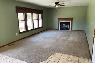 5037 Mud Run Rd, Bath Twp, OH 45387 - Photo 10