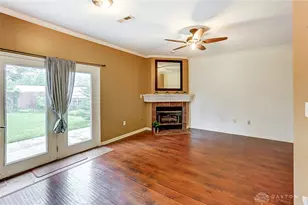 2327 Polo Park Dr, Dayton, OH 45439 - Photo 10