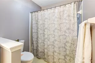 2327 Polo Park Dr, Dayton, OH 45439 - Photo 16