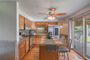 7718 Redbank Ln, Huber Heights, OH 45424 - Photo 6