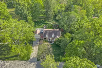 156 W Hadley Road, Oakwood, OH 45419 - Photo 2