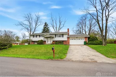 2761 La Cresta Drive, Beavercreek, OH 45431 - Photo 2