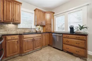 317 E Dixon Ave, Oakwood, OH 45419 - Photo 16