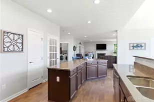 6890 Norman Cross Ln, Washington Twp, OH 45459 - Photo 16