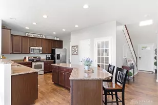 6890 Norman Cross Ln, Washington Twp, OH 45459 - Photo 14