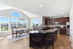 6890 Norman Cross Ln, Washington Twp, OH 45459 - Photo 12