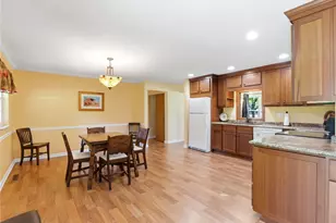 4900 Shady Hill Ln, Kettering, OH 45429 - Photo 12
