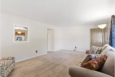 4900 Shady Hill Lane, Kettering, OH 45429 - Photo 8