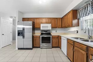 1326 W Trade Square, Troy, OH 45373 - Photo 24