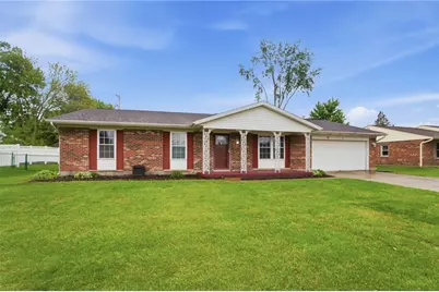 1326 W Trade Square, Troy, OH 45373 - Photo 2