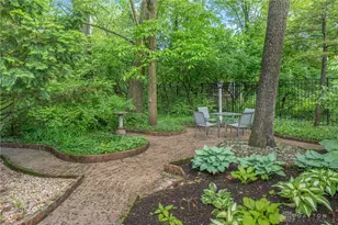 467 W Rahn Rd, Washington Twp, OH 45429 - Photo 34