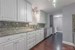 467 W Rahn Rd, Washington Twp, OH 45429 - Photo 10
