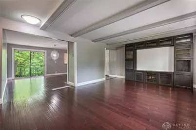 467 W Rahn Road, Washington Twp, OH 45429 - Photo 2