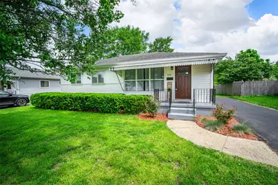 456 Twinning Drive, Dayton, OH 45431 - Photo 2
