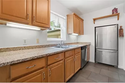 226 N Bromfield Road, Kettering, OH 45429 - Photo 22