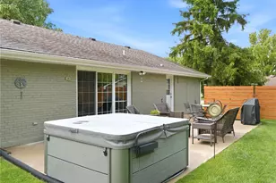 8916 Paragon Rd, Centerville, OH 45458 - Photo 30