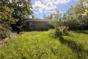 1237 S Diamond Mill Rd, Jackson Twp, OH 45345 - Photo 6