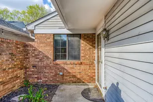 1336 Whispering Woods Dr, West Carrollton, OH 45449 - Photo 4
