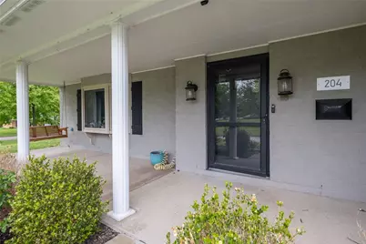 204 Saundra Court, Beavercreek, OH 45430 - Photo 2