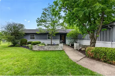 2324 Ivy Crest Drive, Bellbrook, OH 45305 - Photo 2