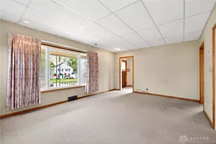 37 Hawthorne Dr, Fairborn, OH 45324 - Photo 12