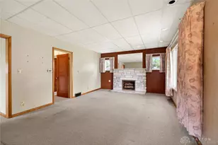 37 Hawthorne Dr, Fairborn, OH 45324 - Photo 10