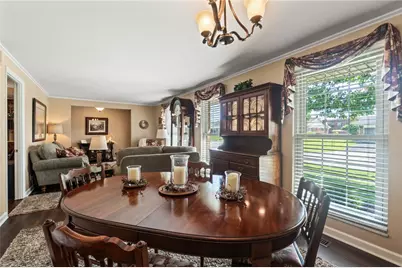 7147 Chadbourne Drive, Huber Heights, OH 45424 - Photo 10