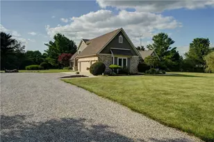 6372 Hartzell Rd, Greenville, OH 45331 - Photo 4