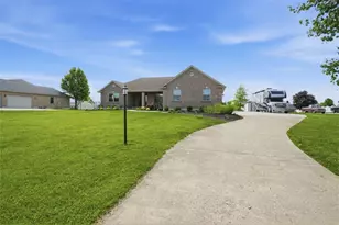3413 Ash Meadow Ln, Franklin, OH 45005 - Photo 4