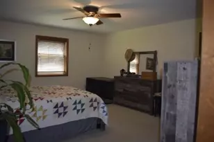 196 Cambria Dr, Beavercreek, OH 45440 - Photo 2