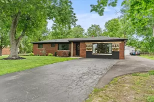 7436 Stephen St, Maineville, OH 45039 - Photo 2