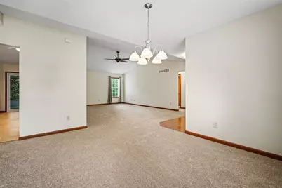 309 Sharon Court, Middletown, OH 45042 - Photo 4